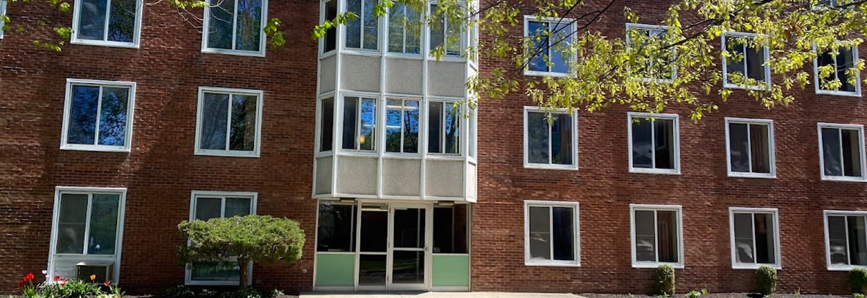 Blackhawk Housing at Beloit College's Peet Hall